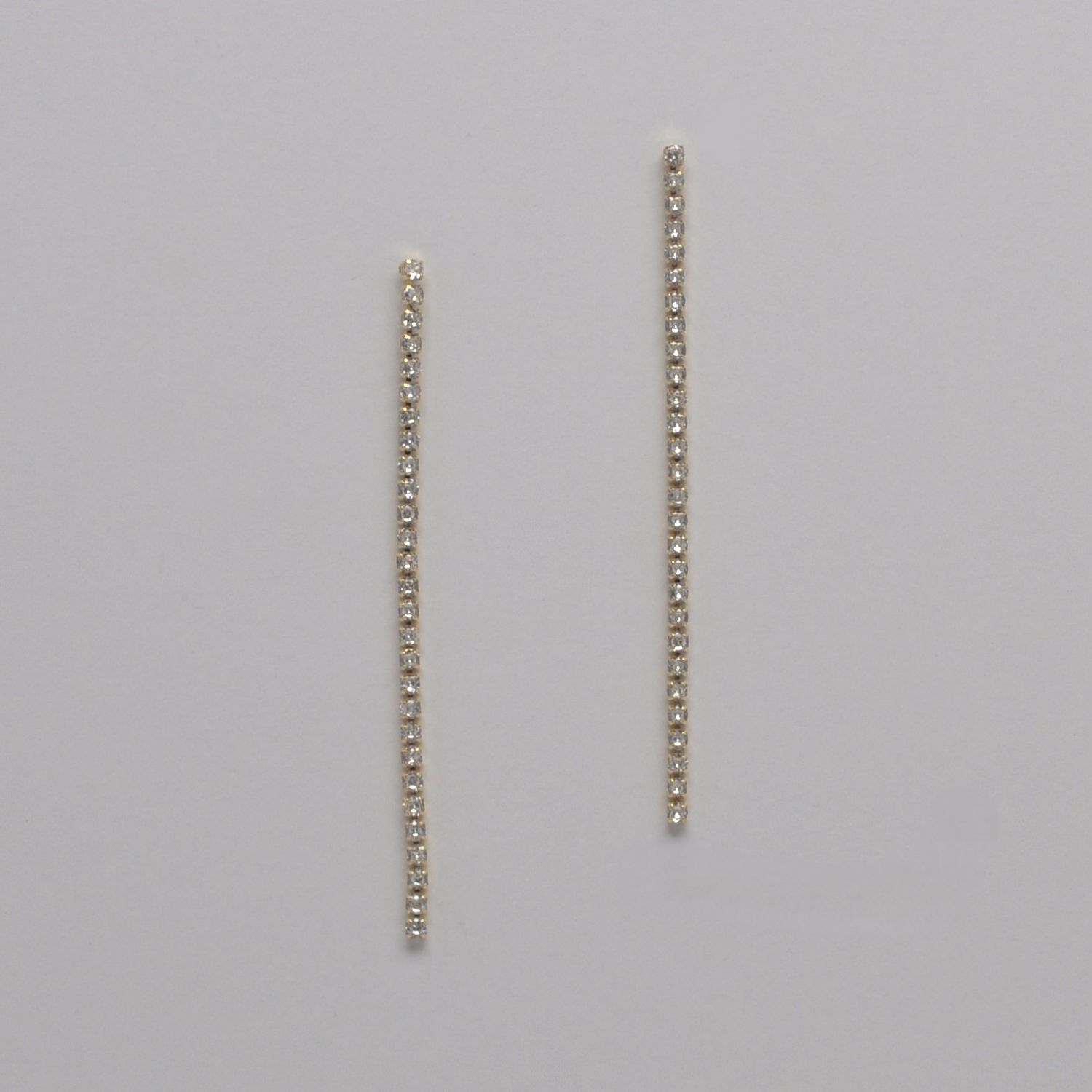 LB1005E1G CZ/G 4&quot; LONG 3MM RND STNS EAR