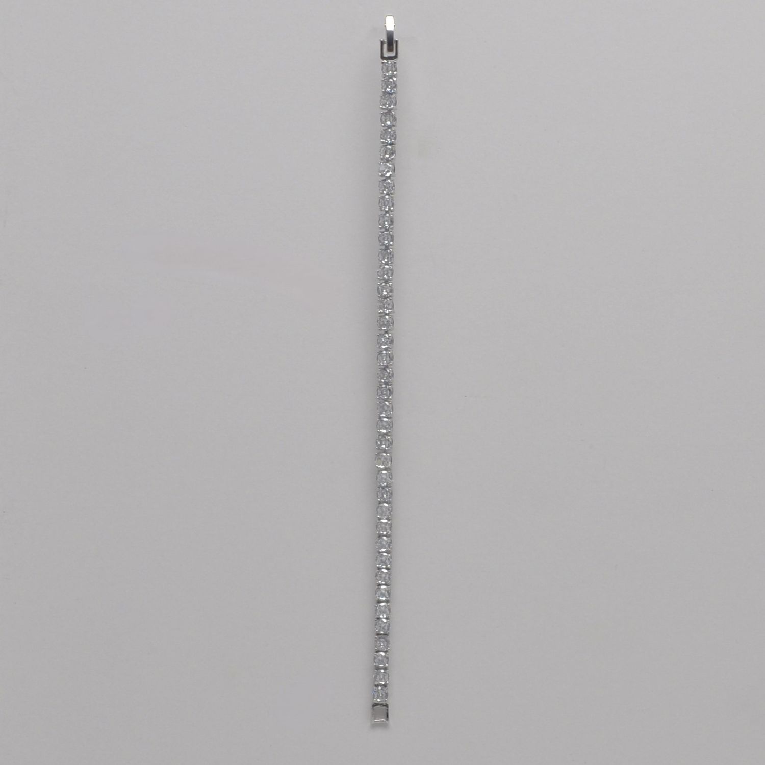 CN01456B1S CZ/S 4MM ROUND STN BCLT