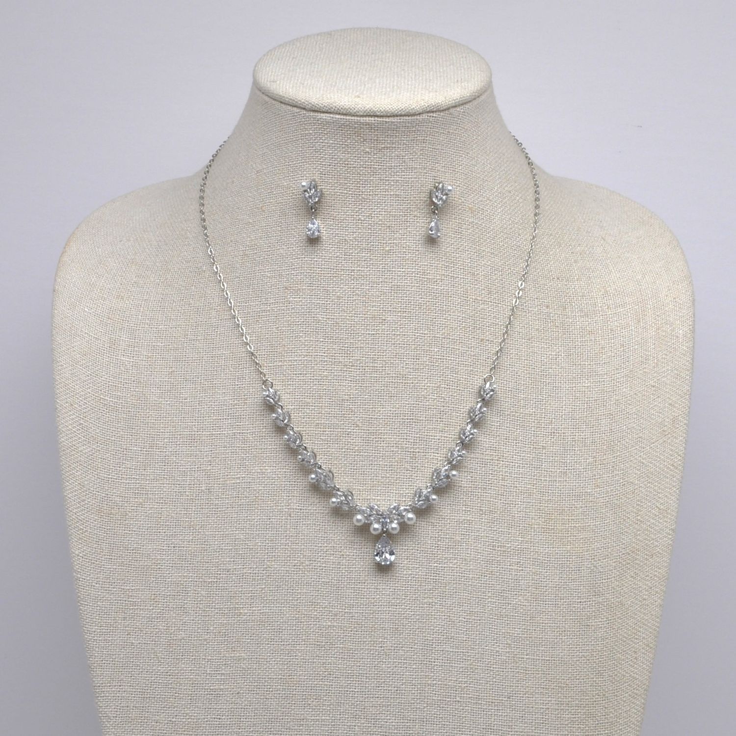 CN00492S39S1 CZ/PRL/S MRQ LEAVS / TRDP DNG SET