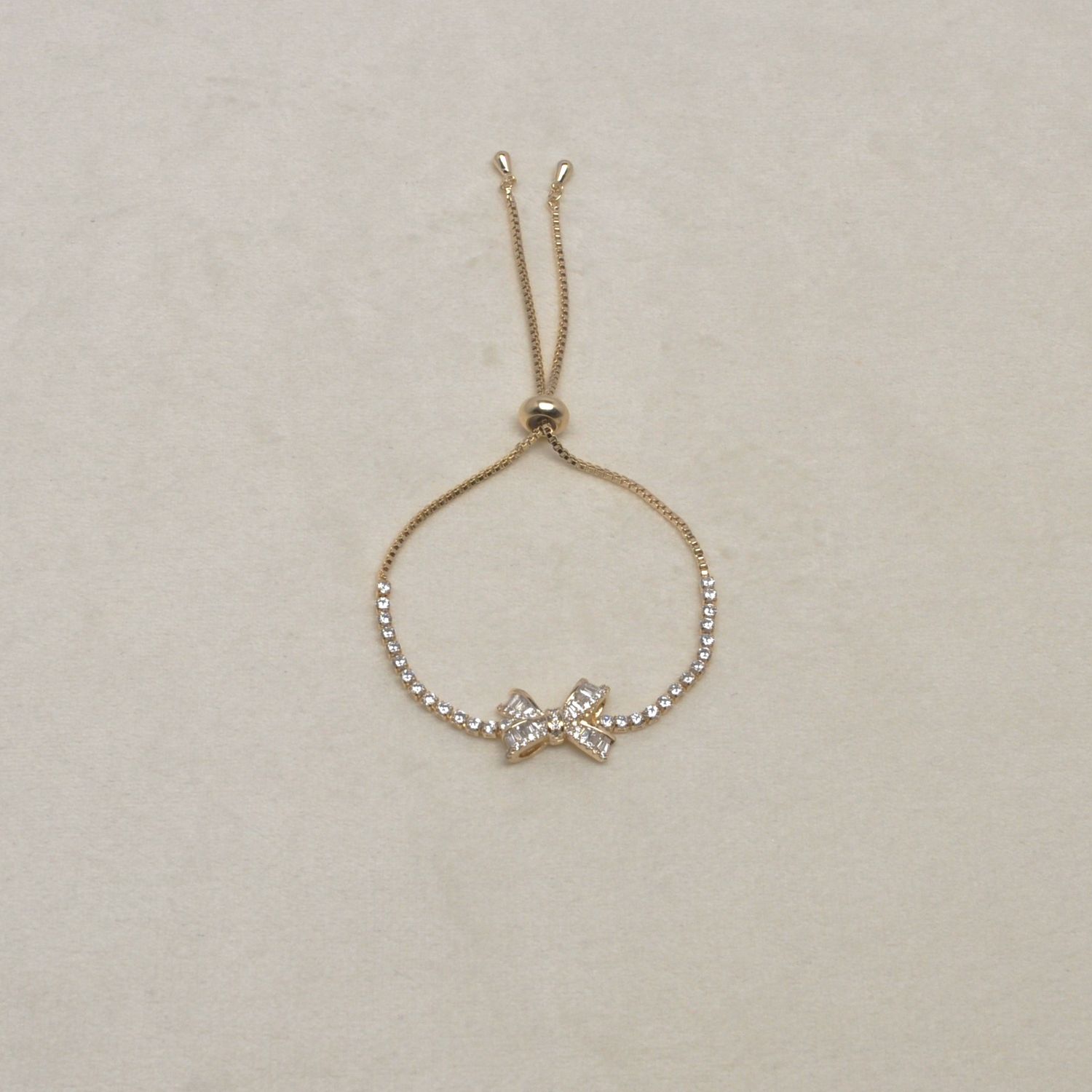 CN01211B1G CZ/G BOW BOLO BRAC