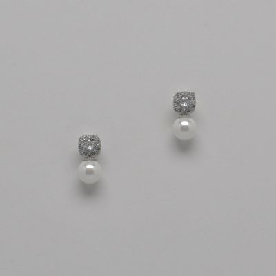 CN013369E40S CZ/PRL SQU FRMD CRY / PRL ER