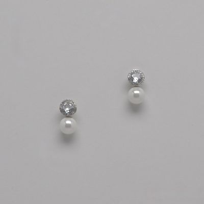 CN013370E40S CZ/PRL RND FRMD CRY / PRL ER