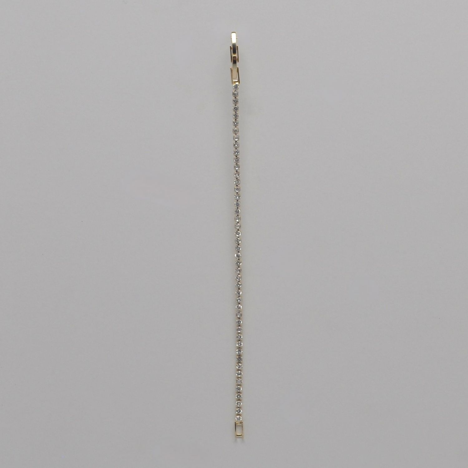 CN01202B1G CZ/G SML RND STNS CLSP BRAC