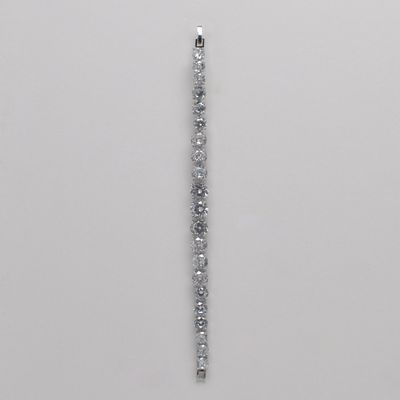 CN01444B1S CZ/S GRDUATNG ROUND CRY BRAC