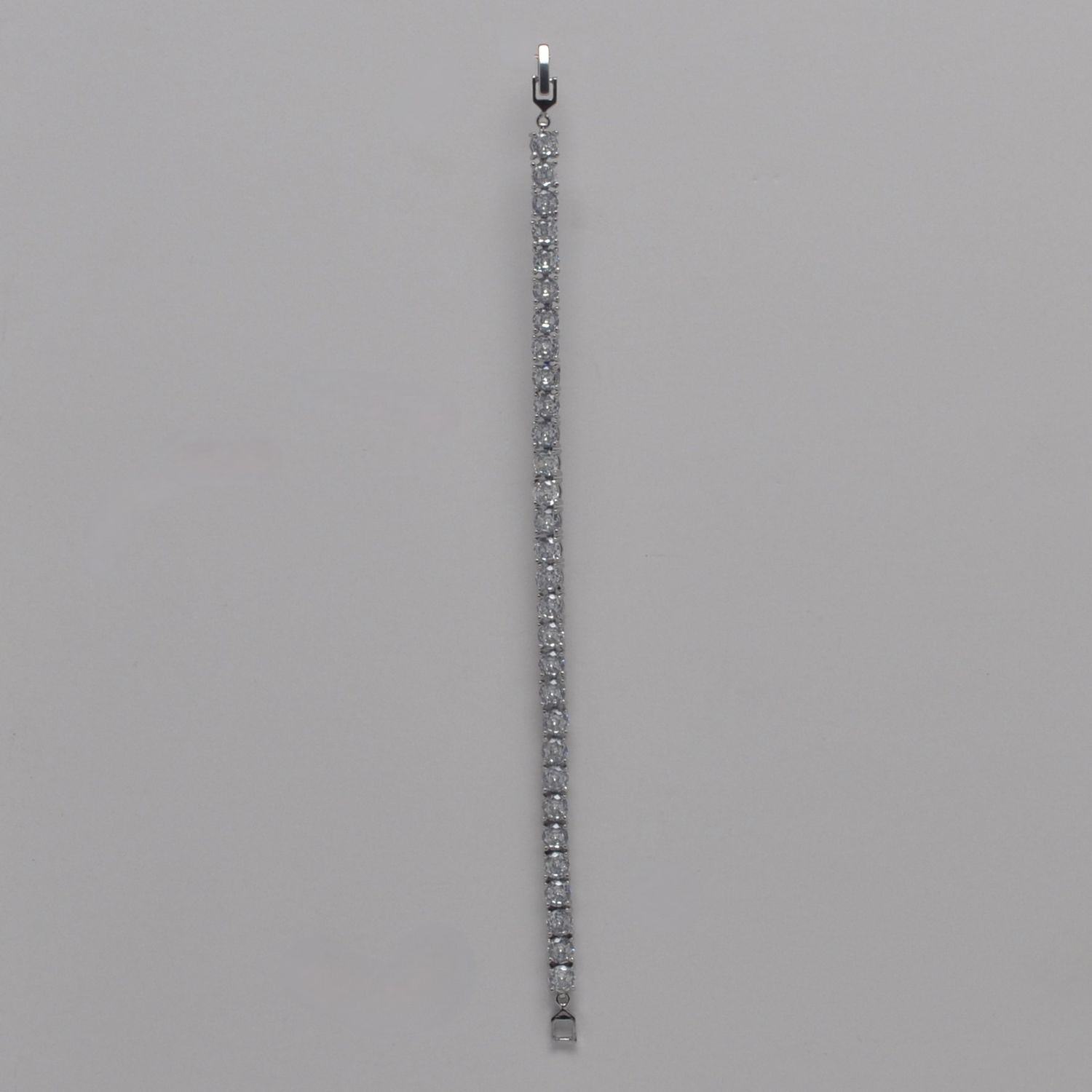 CN01445B1S CZ/S ONE ROW RND 5MM STN BCLT