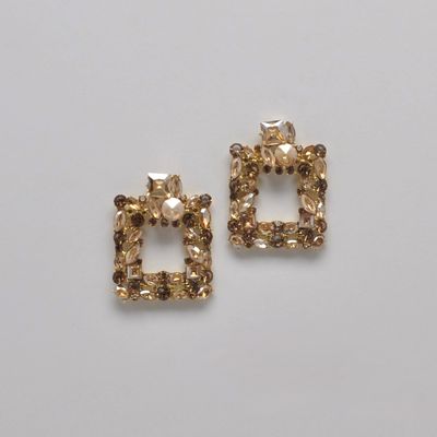 SI1509E4G LTCO/G DRZY-LK SQUR-SHP EAR