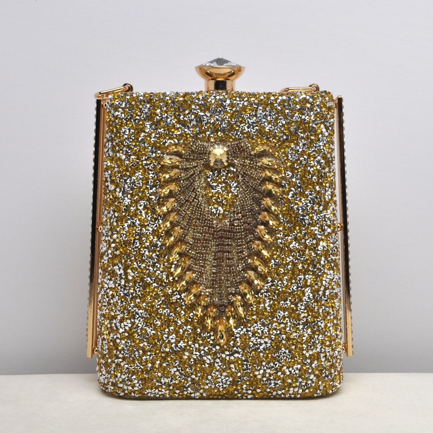 HF0134CGOLD GOLD DRZY CRY W/MRQS STNS PUR