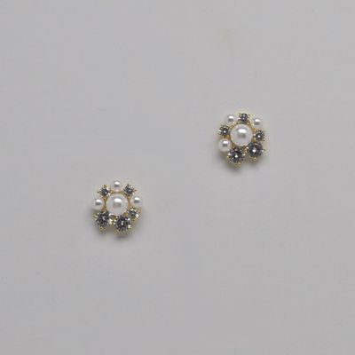 LB326449E40G PRL/G CRY/PRL FLWR STUD ER