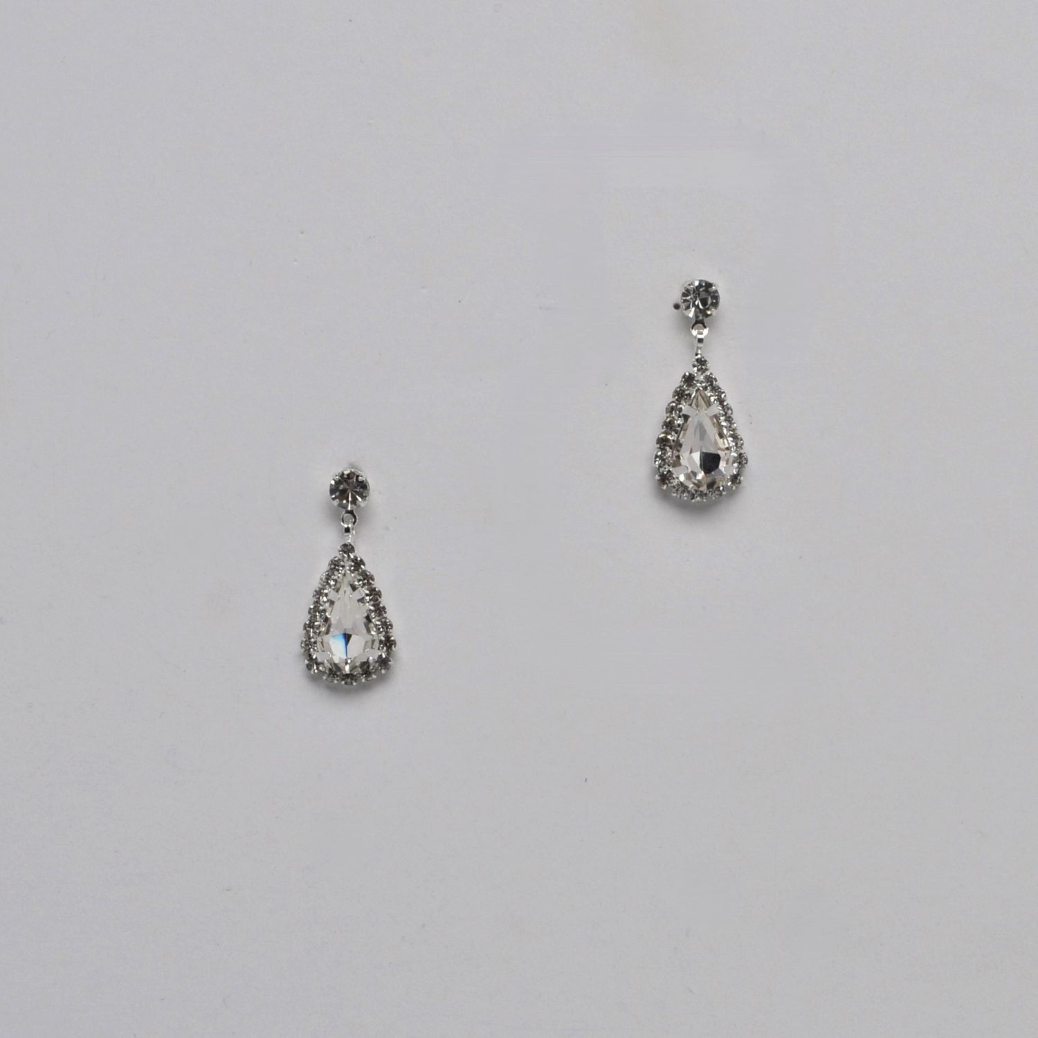 J28226E1S CLR/S TRDRP DNGL EAR