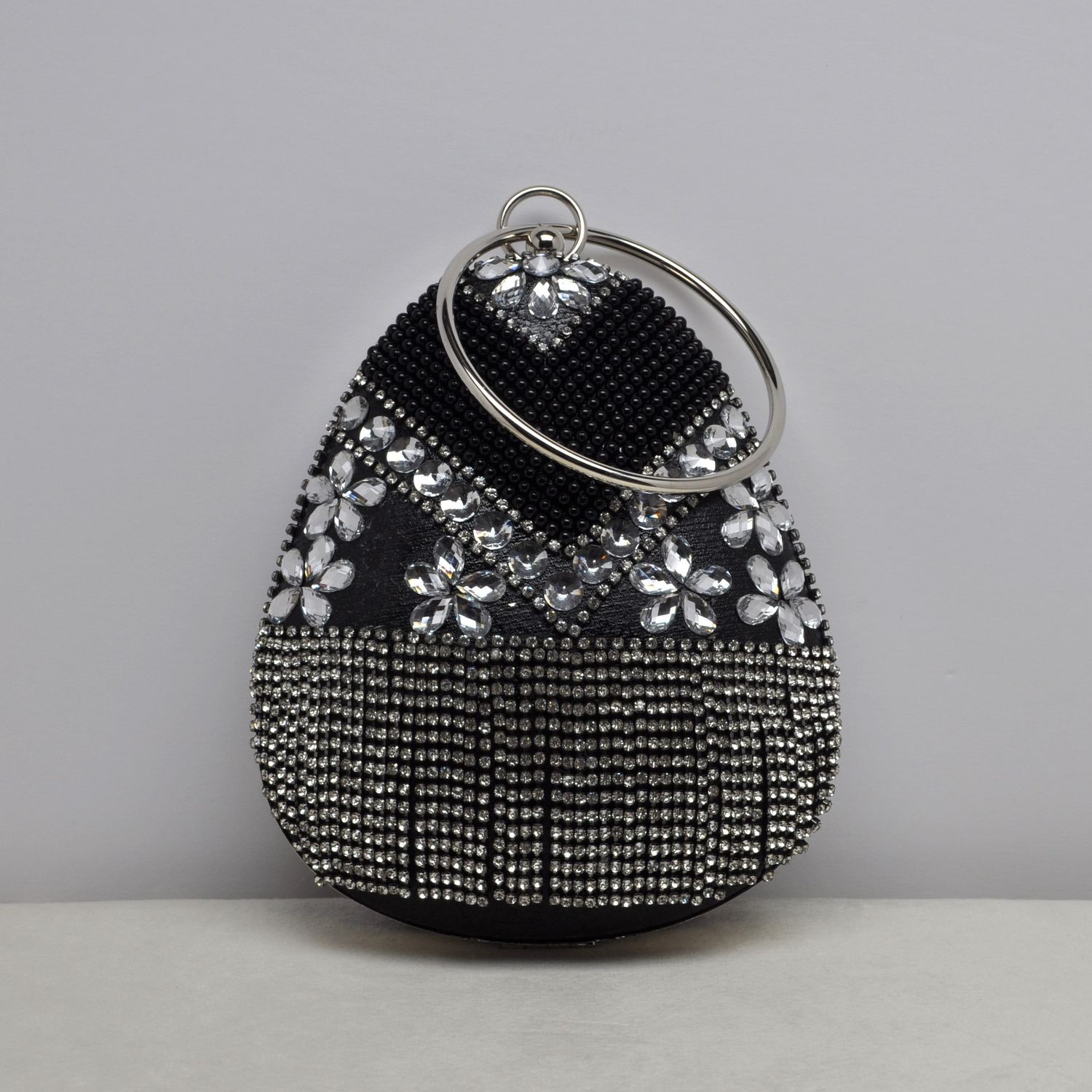 HF0156CBLK BEAD/CRY/TSSL EGG-SHP BRC HND PUR