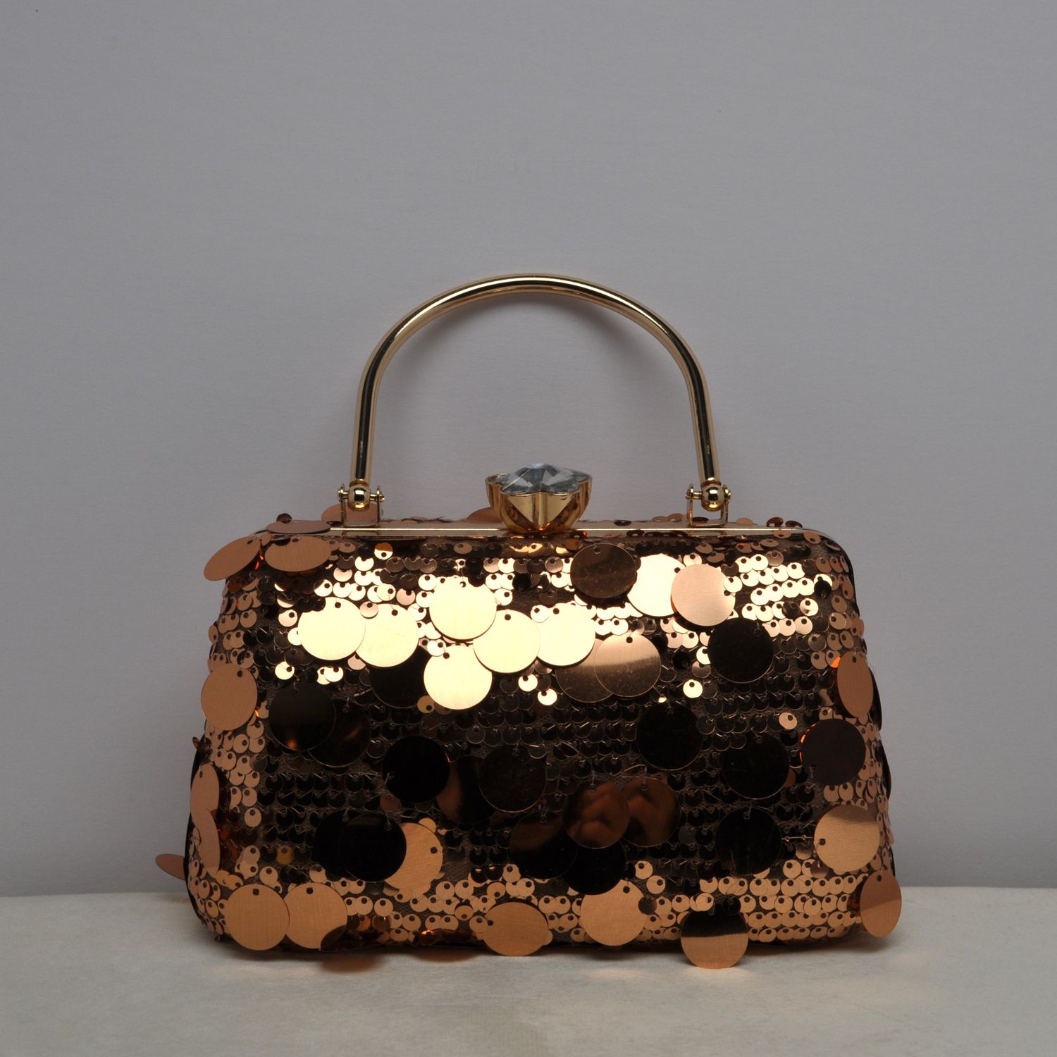HF0141CCHMPN CHMPN METALIC SEQUINED HNDL PR
