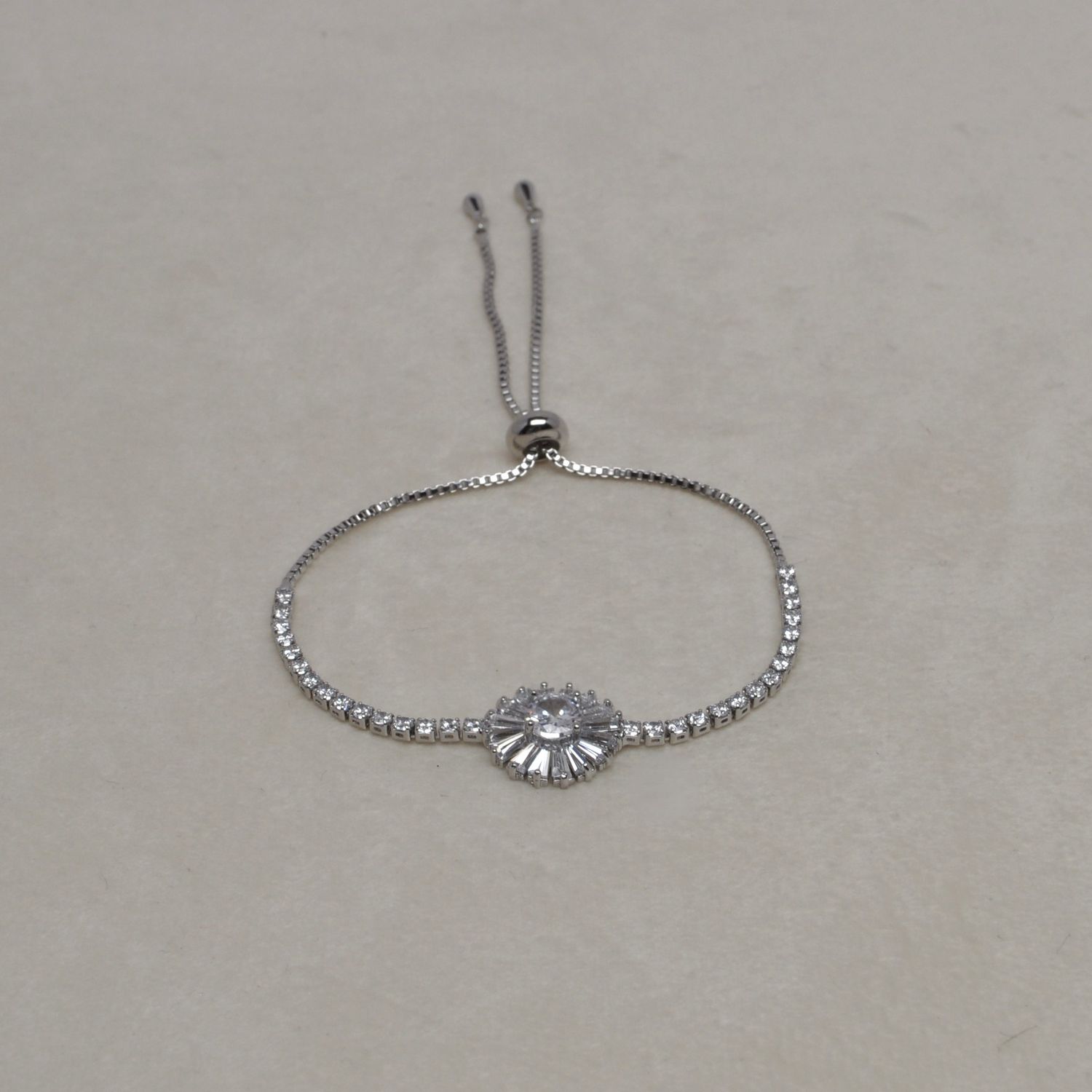 CN03014B1S CZ/S SUNBRST ADJSTBL BOLO BRAC