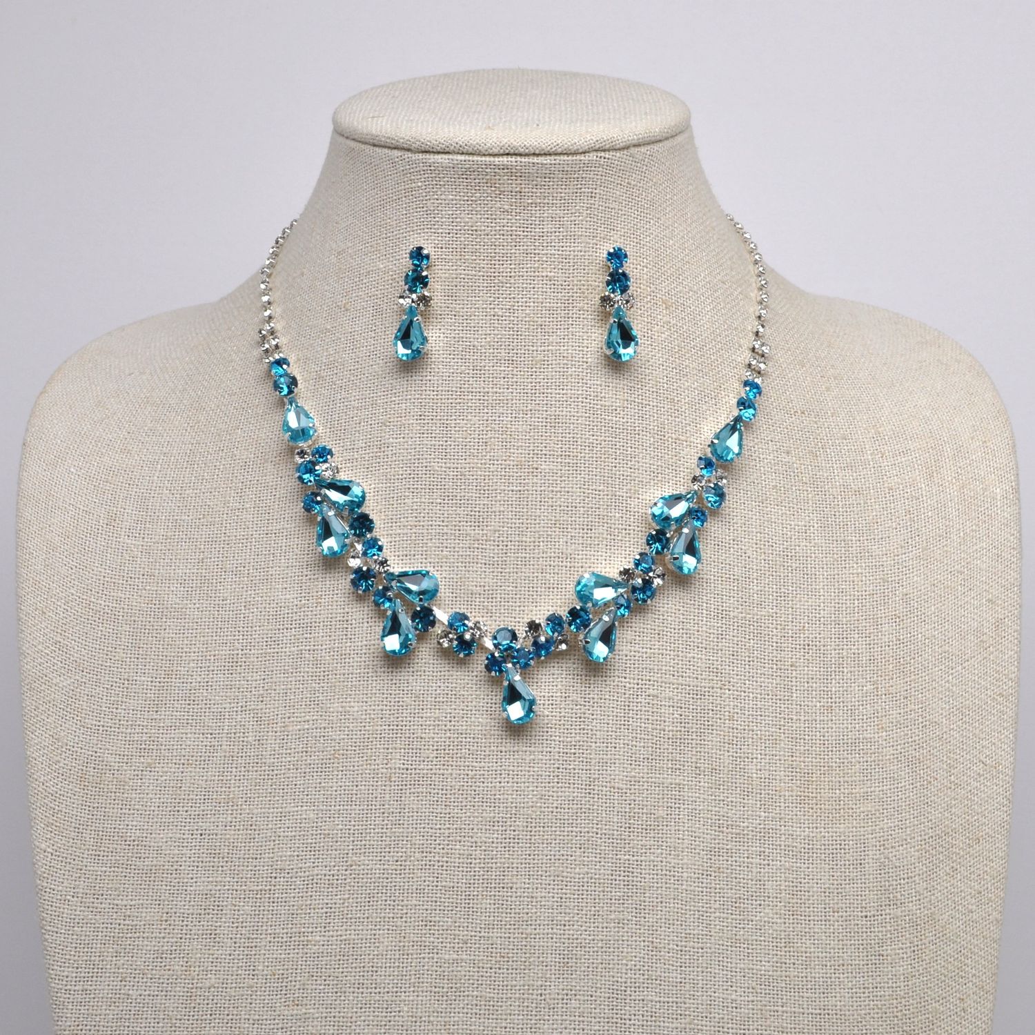 J15482S13S AQUA/S MULTI STONE CLUSTER SET