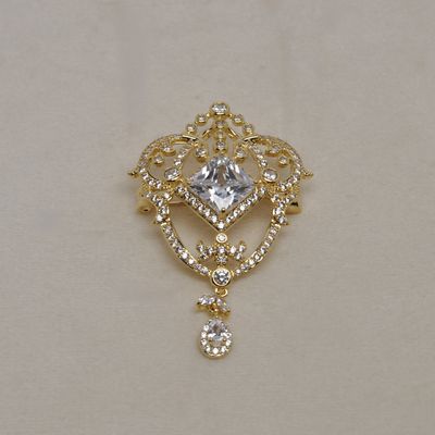 LB0032P1G CZ/G CNTR DIAMND SHP CRY PIN