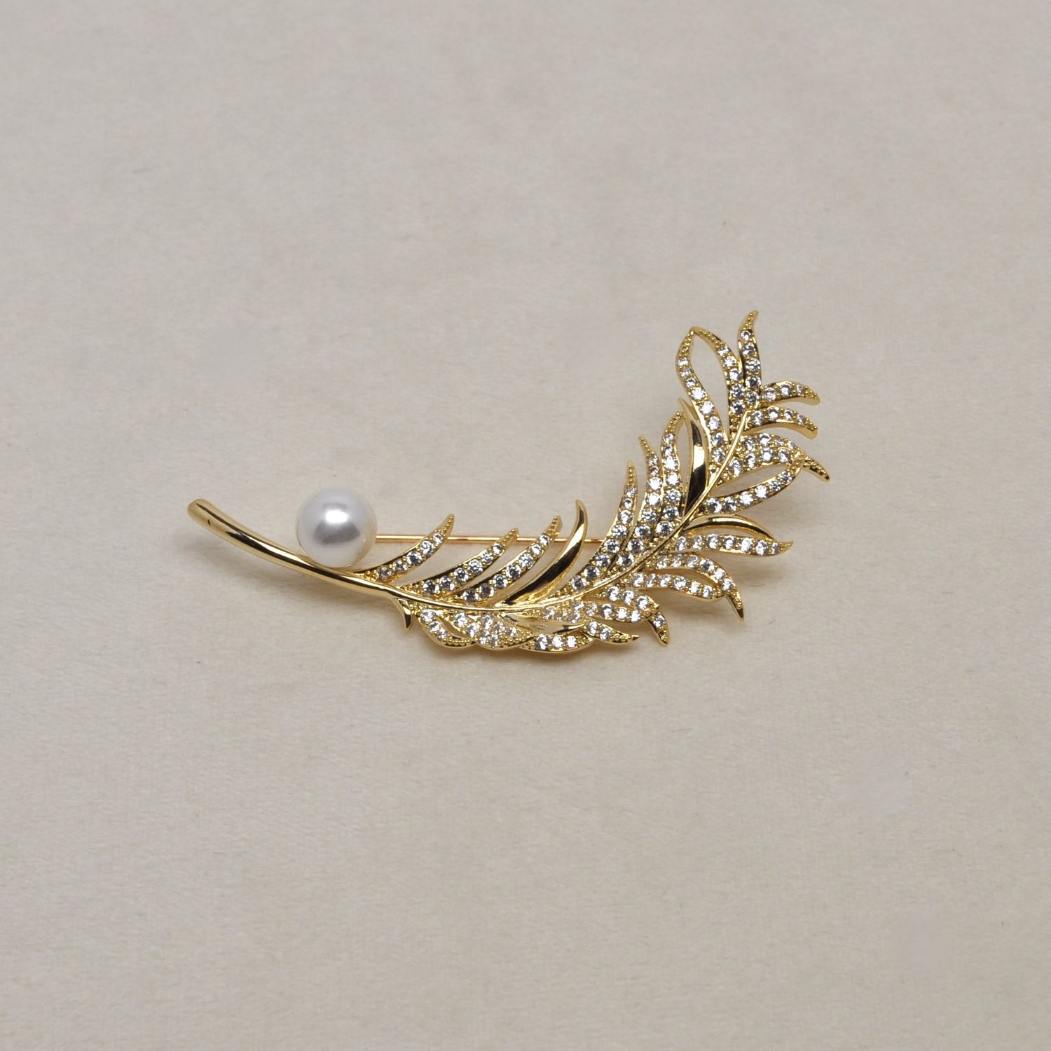 LB0036P1G CZ/PRL/G FROND LEAF SHP PIN