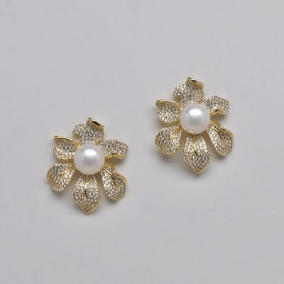 LB326436E40G PRL/G PEARL FLWR ER