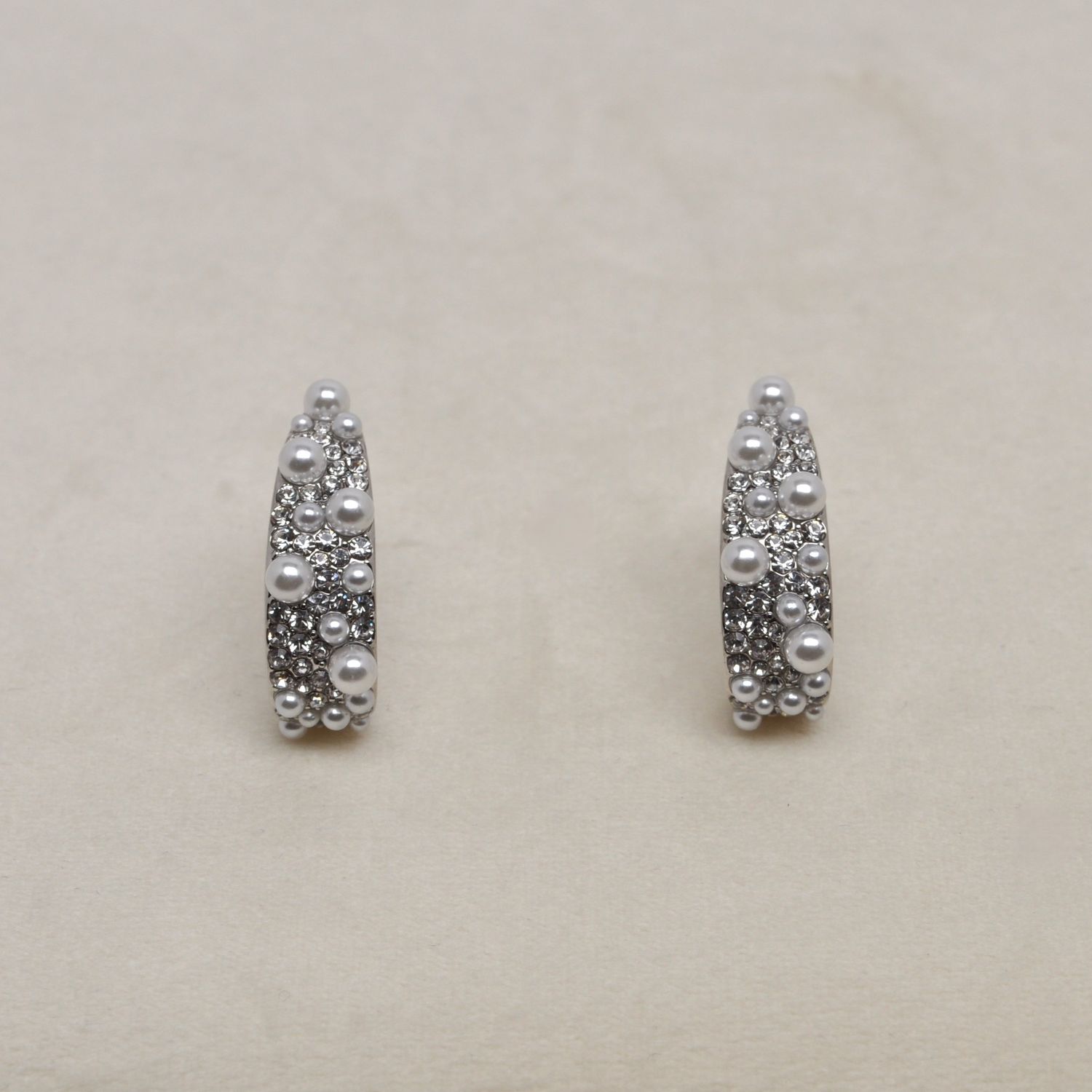 LB326441E39S PRL/S CLSTR EAR