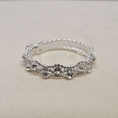 CJ12183B1S CLR/S WAVY RND STN CUFF BRAC