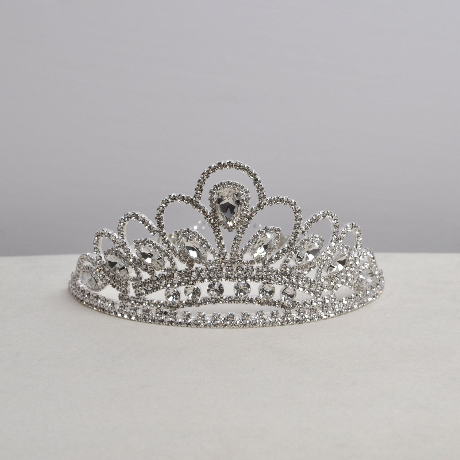 J60718T1S CLR/S 2.35&quot; MRQUS STN TIARA