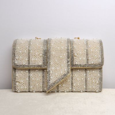 HF0179CGOLD PEARL BUCKL-LK PURS