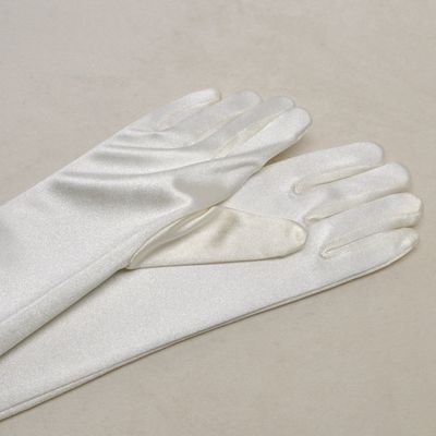 B0603G40 6&quot; 3-6 CHILDS IVORY SATIN LONG