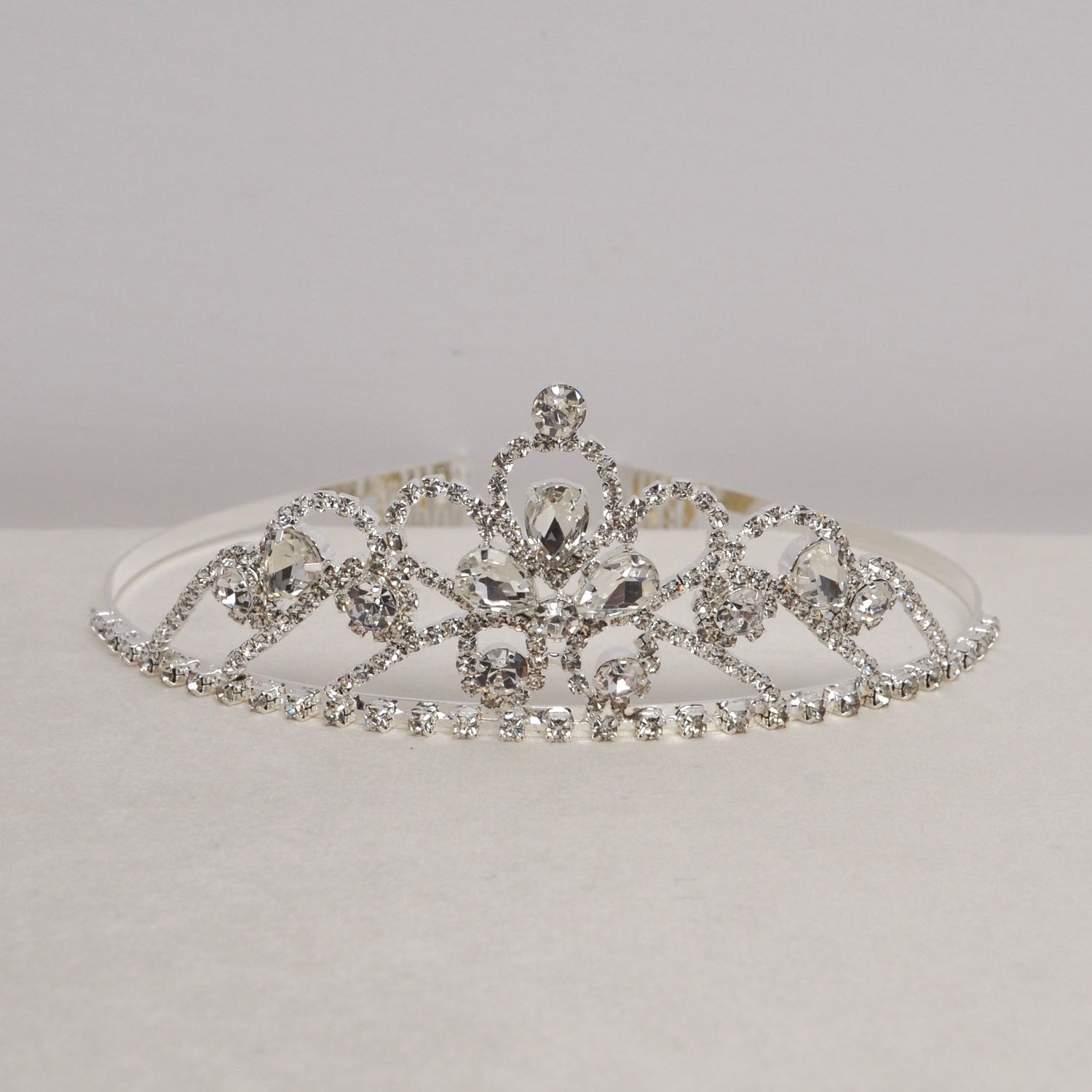 J60717T1S CLR/S 1.5&quot; TDRP STNS TIARA