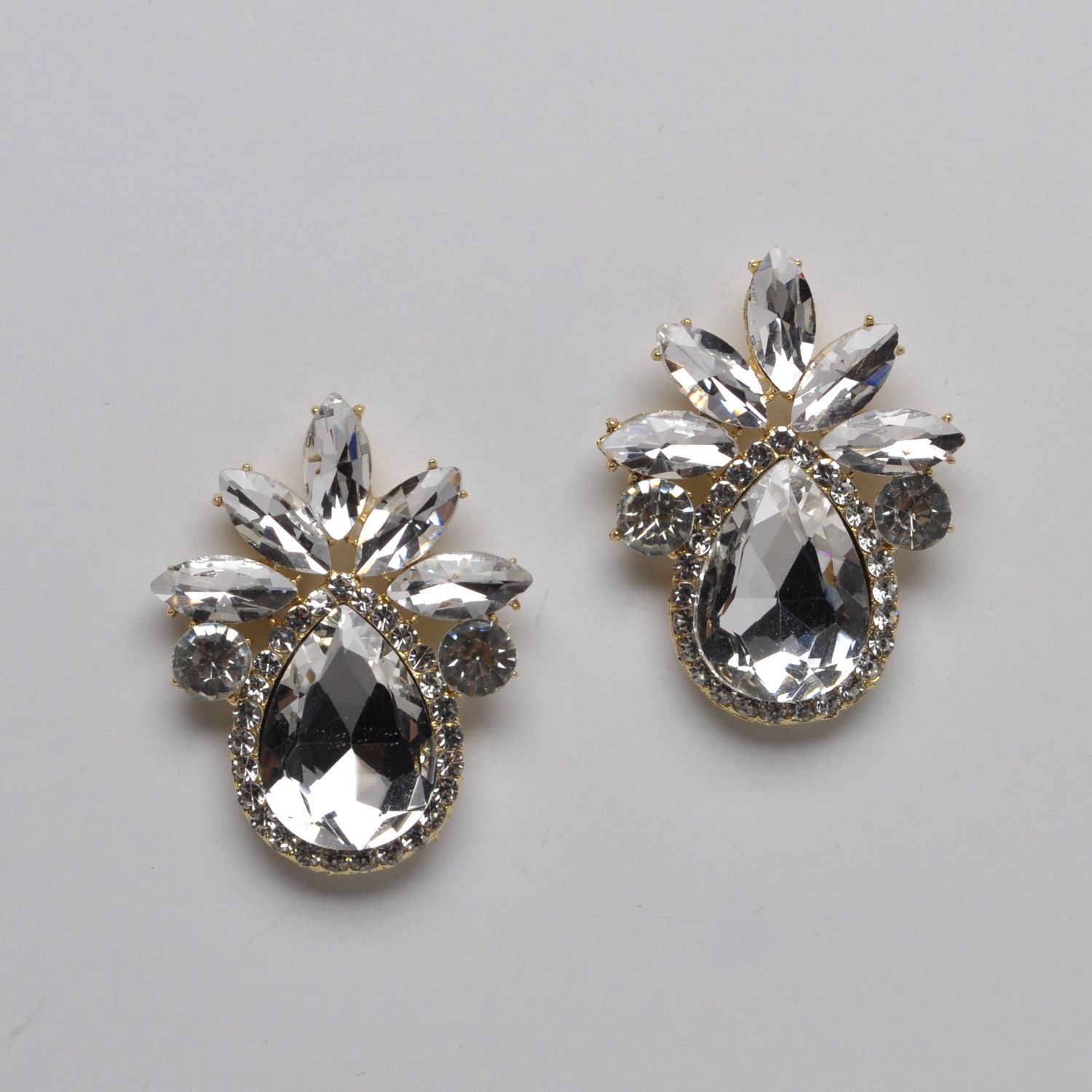 SI2439E1G CLR/G PINEAPPL-SHP EAR
