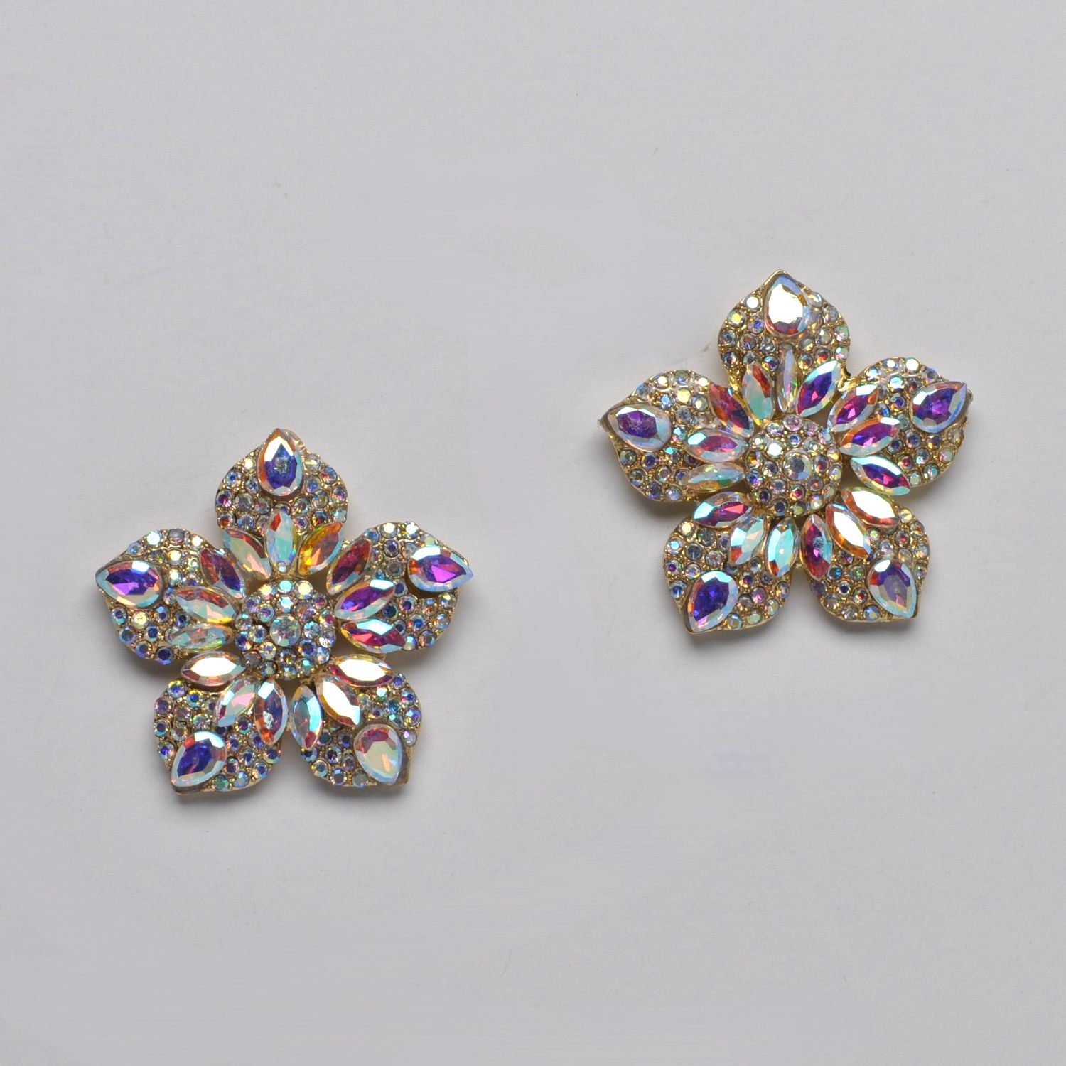 SI2433E3G AB/G FLWR STUD EAR