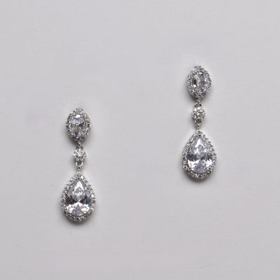 YJ001E1S CZ/S LNKD OVAL/TDRP EAR