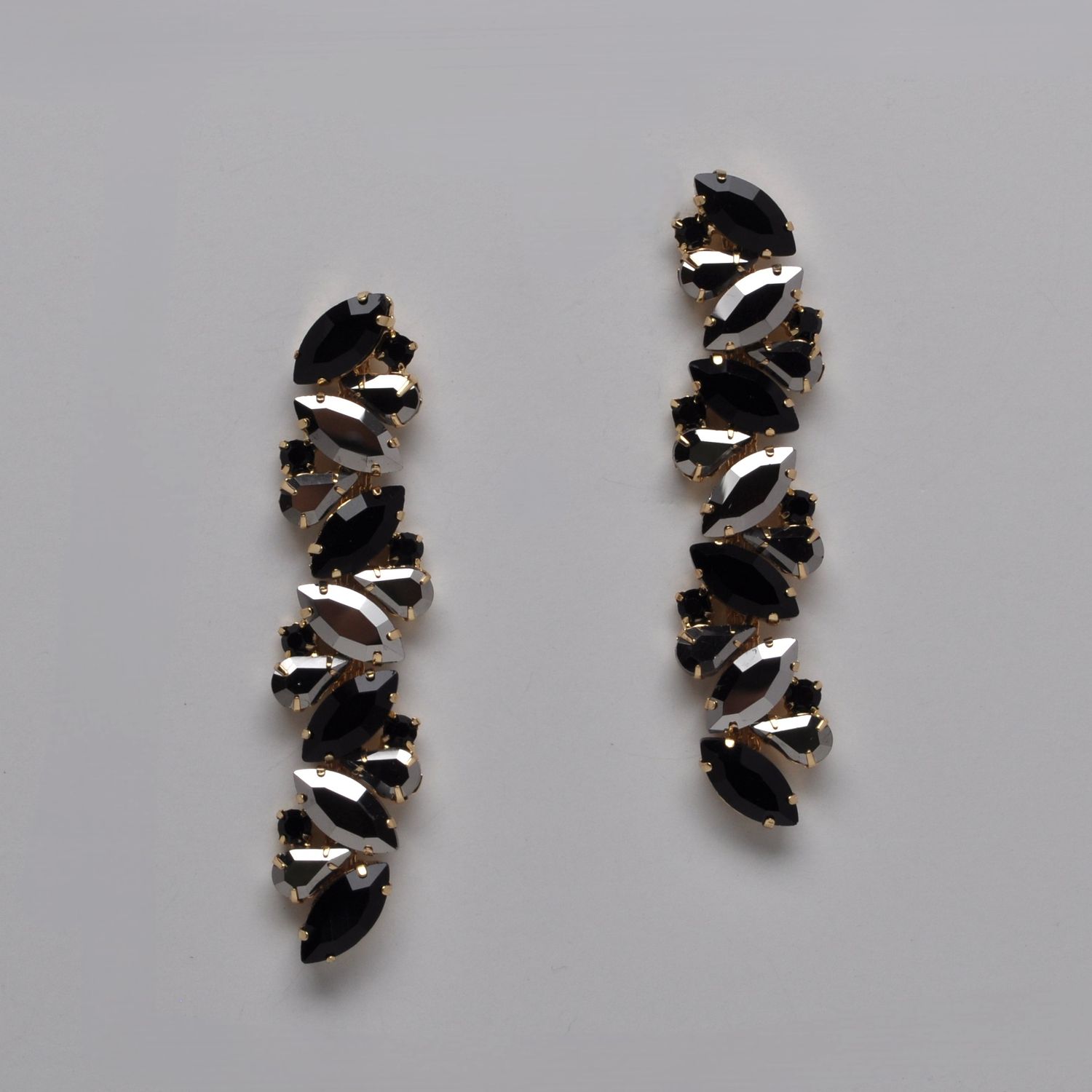 CC0017E2G6 JET/G/HEM CSDNG MRQU STNS EAR
