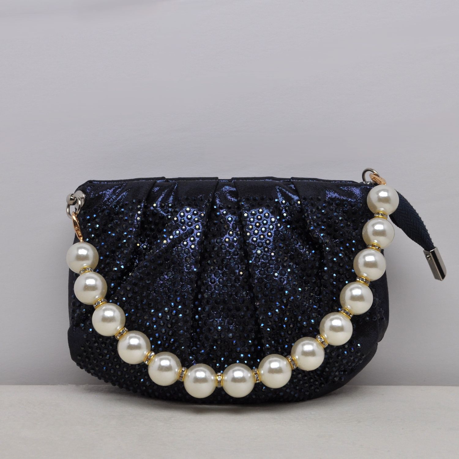 HF0185CNAVY SML CRY FRNT CLTCH PUR