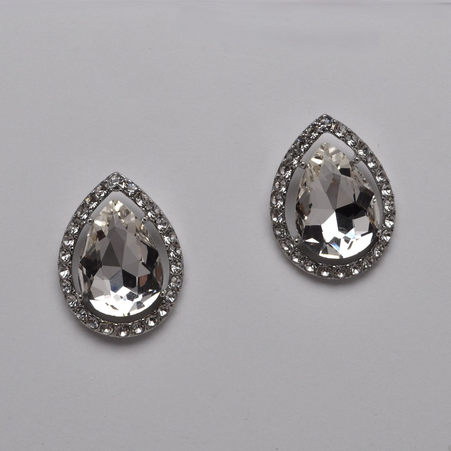 CJ0167E1S CLR/S LRG FRMD TRDRP CLIP EAR