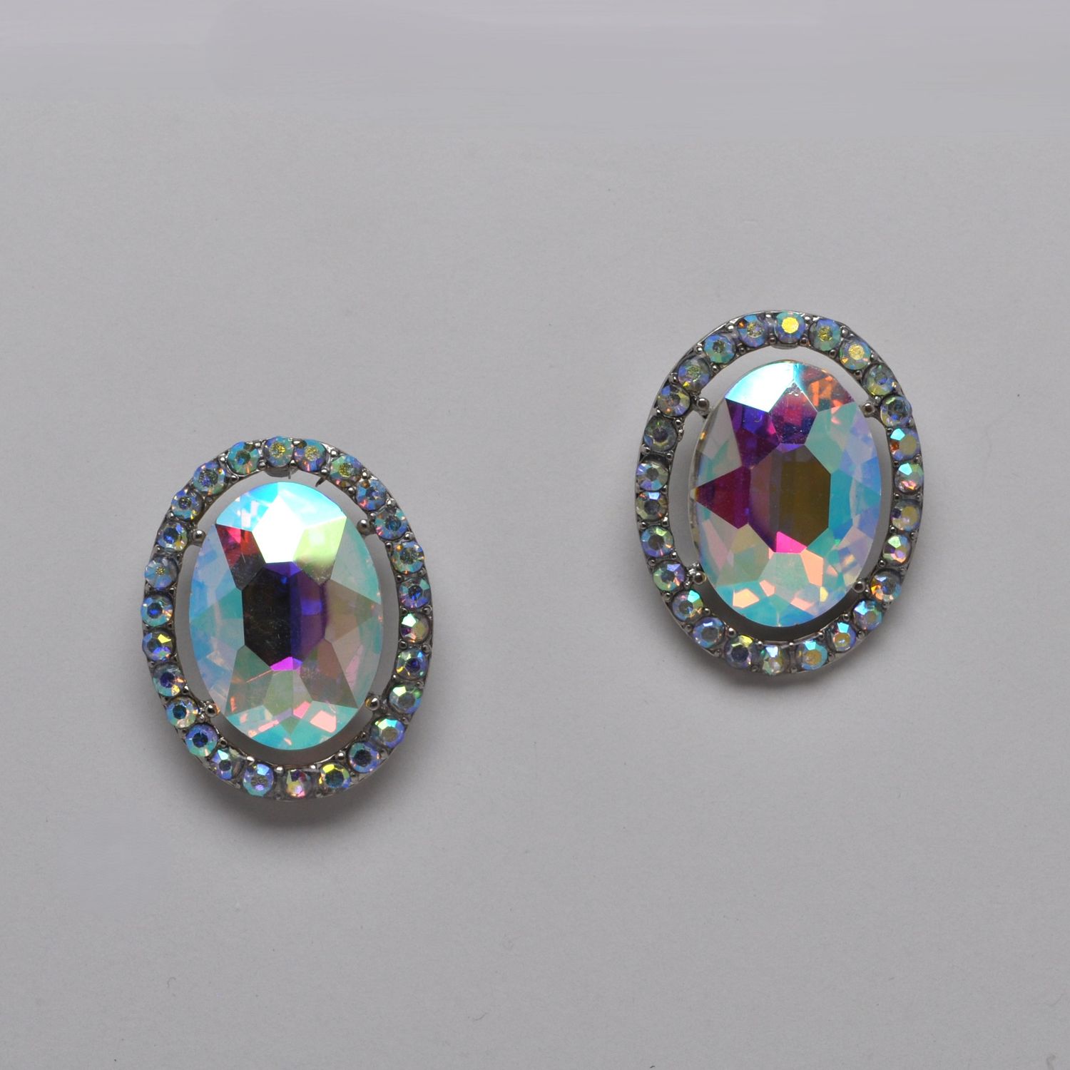 CJ0169E3S AB/S LRG FRMD OVAL CLIP EAR