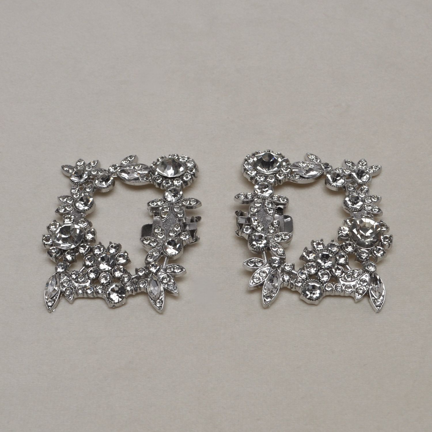 HJ100SC1S CLR/S FLWR SHOE CLIP