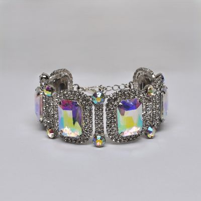 EN3187B3S AB/S LARGE FRAMED EMERALD CUT