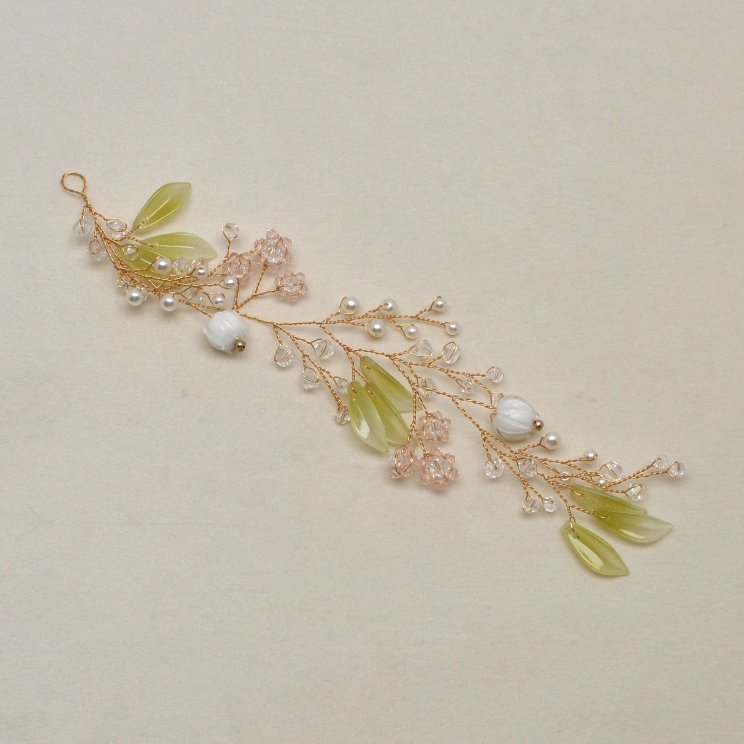 HJ6686H40G FLWRS GRN LVS WIRE HDBND