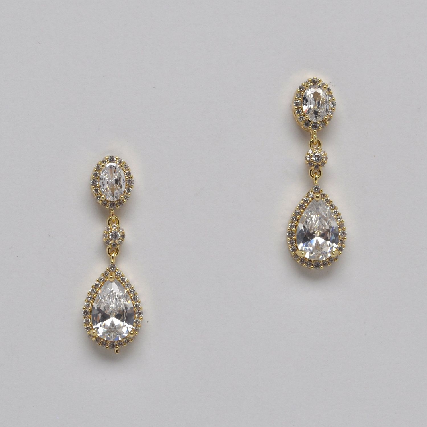 YJ2416E1G CZ/G OVAL/TDRP DNGL EAR