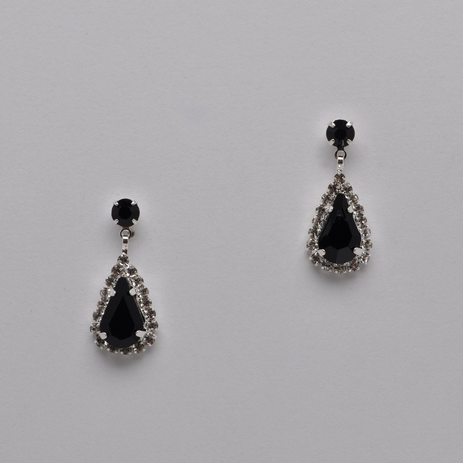 J28226E2S JET/S TRDRP DNGL EAR