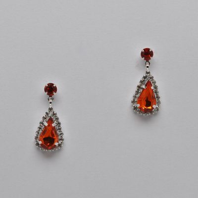 J28226E32S HYA/S TRDRP DNGL EAR