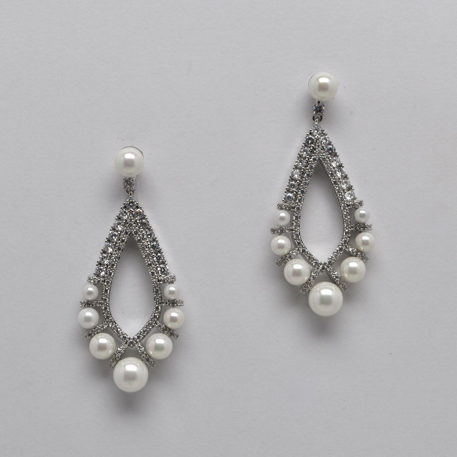 CN013357E39S CZ/PRL OPEN MRQ-SHP PRLS BTM  E