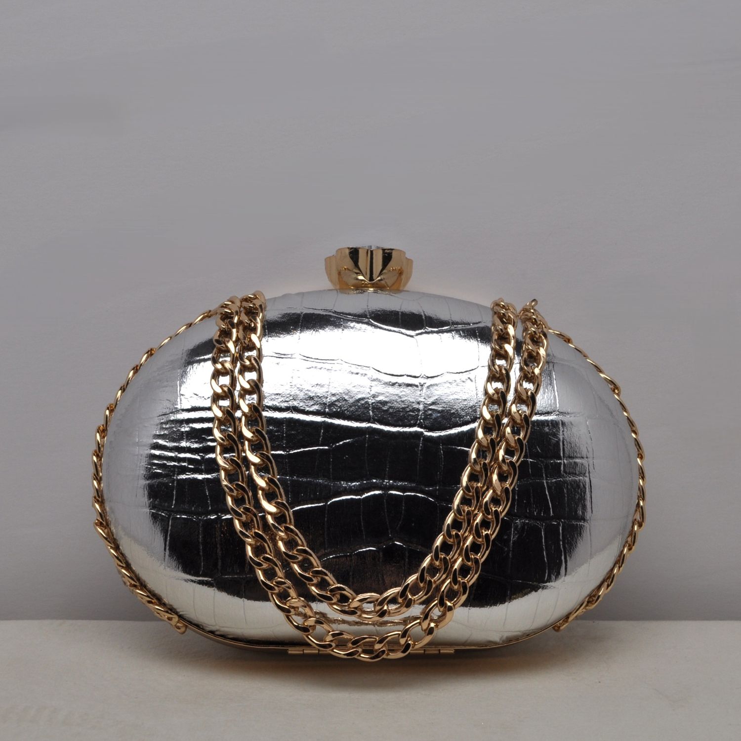 HF0145CSILV SILV EMBSD METALIC CHN HNDL PR