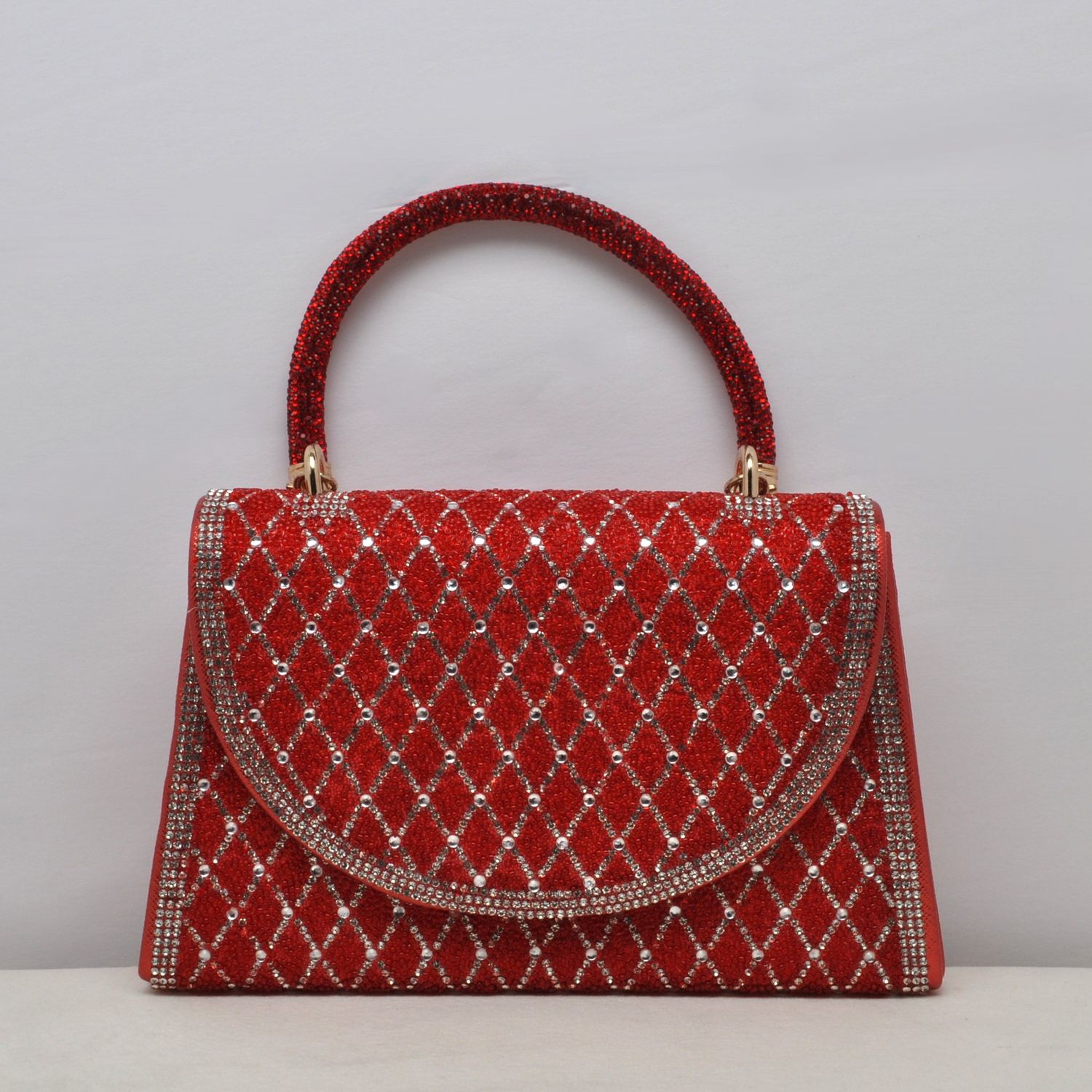 HF0169CRD RED ALLOVR SHNY CRY HNDL PURS