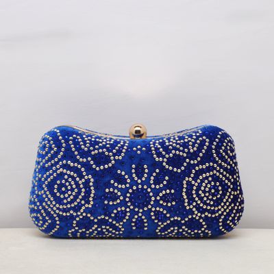 CN01734CBLUE BLU/G VLVT FLWR PTTRN BEAD PUR