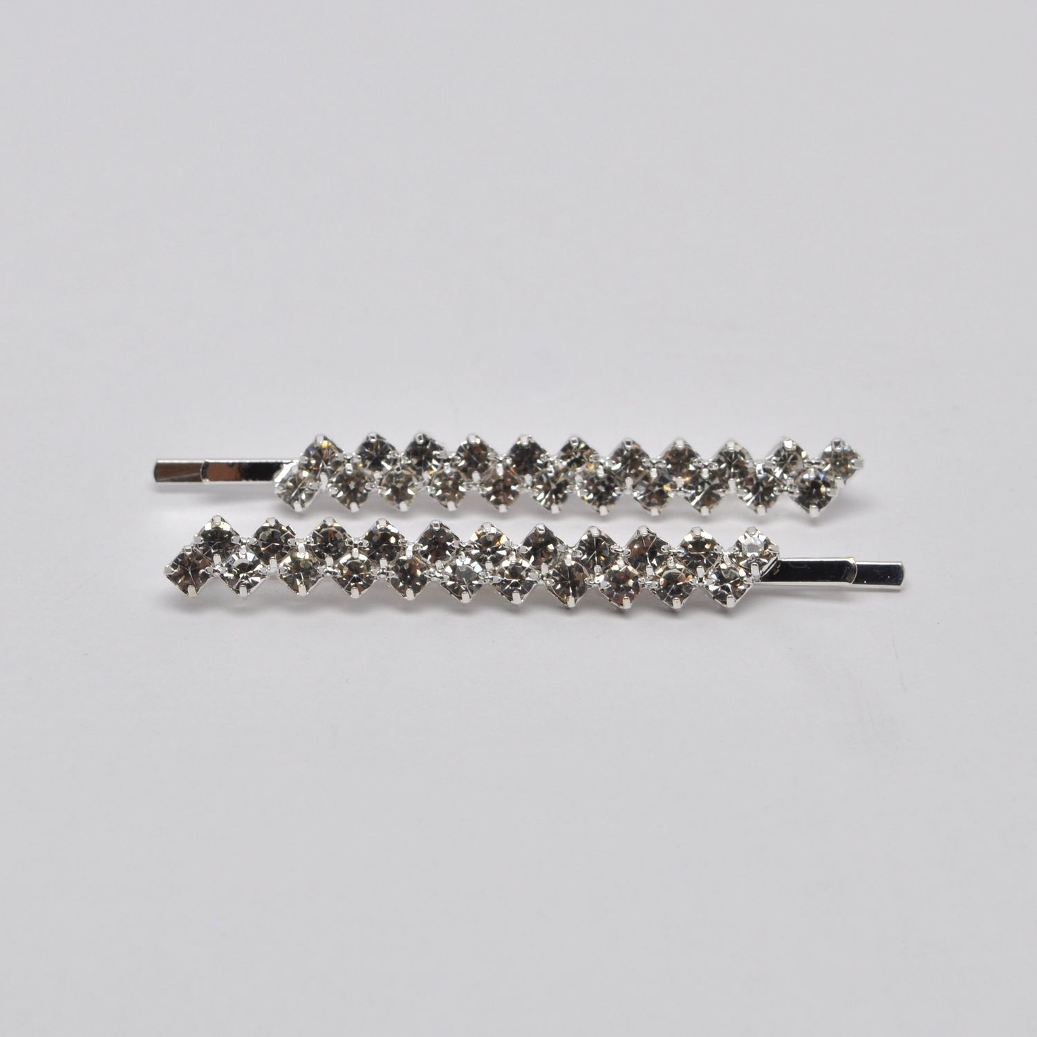 J0372H1S CRY/S DIAGONAL SHAPE BOBBY PINS