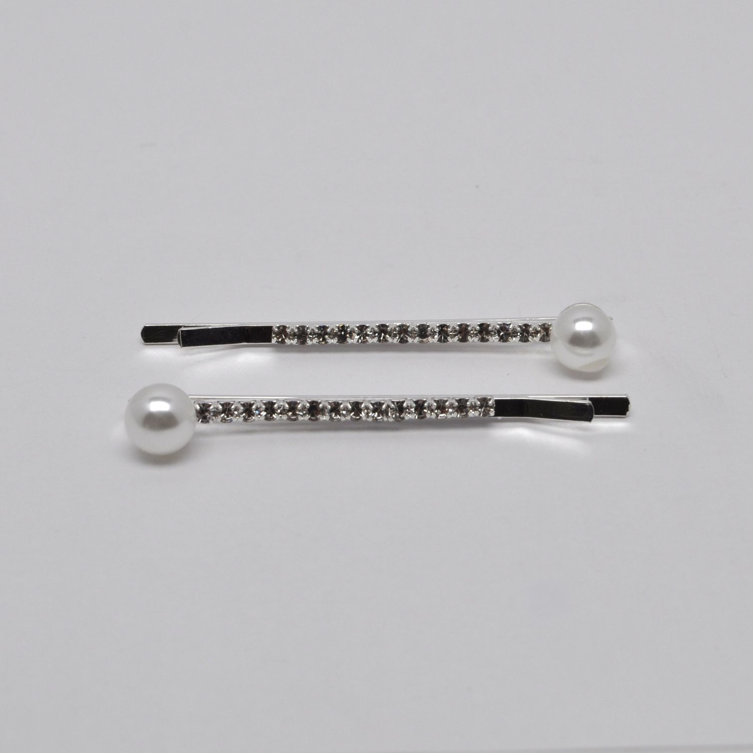 J1769H1S CRY/S W&#39; PEARL  BOBBY PINS