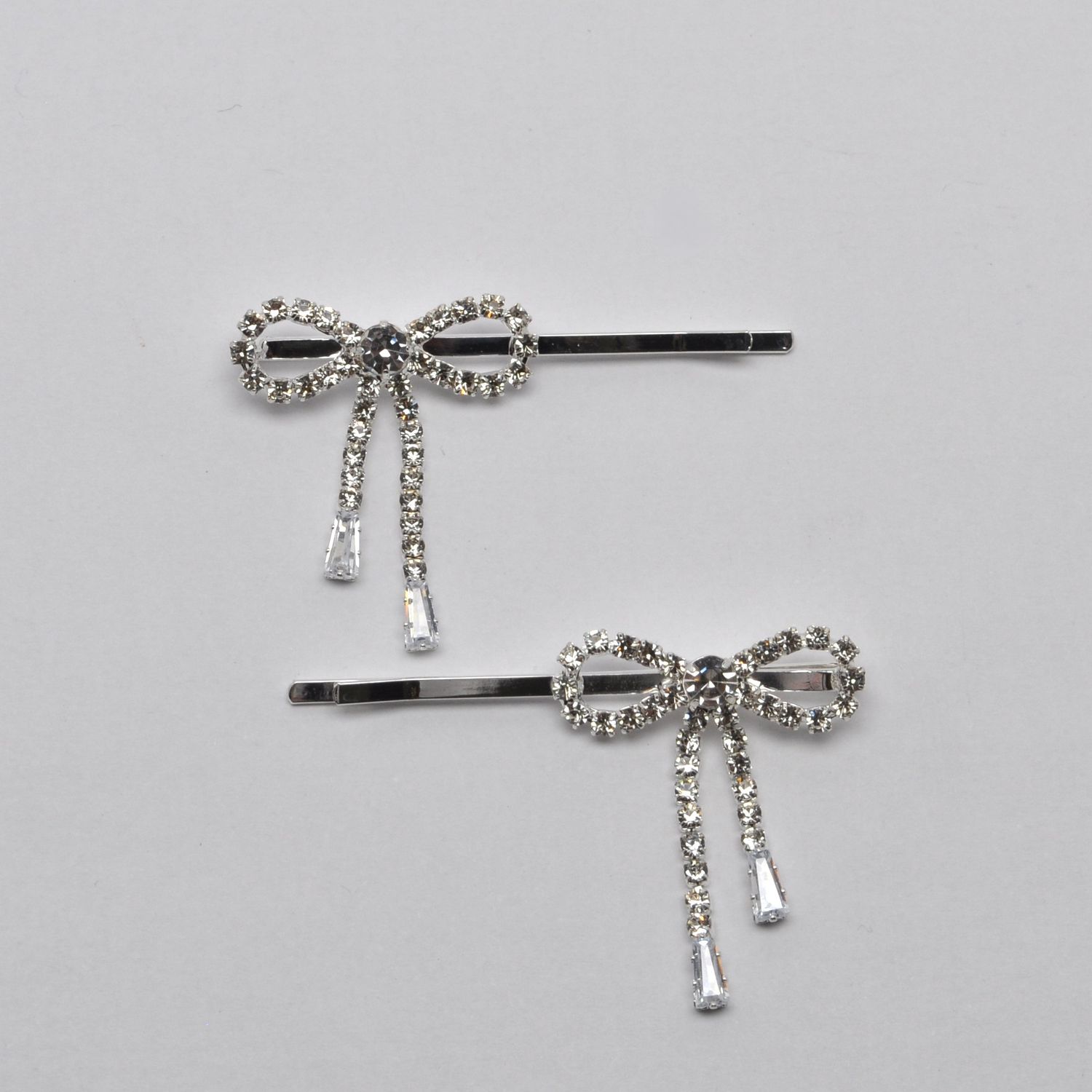 J2062H1S CRY/S 2 PIECE SET W&#39; BOW  BOBBY PINS
