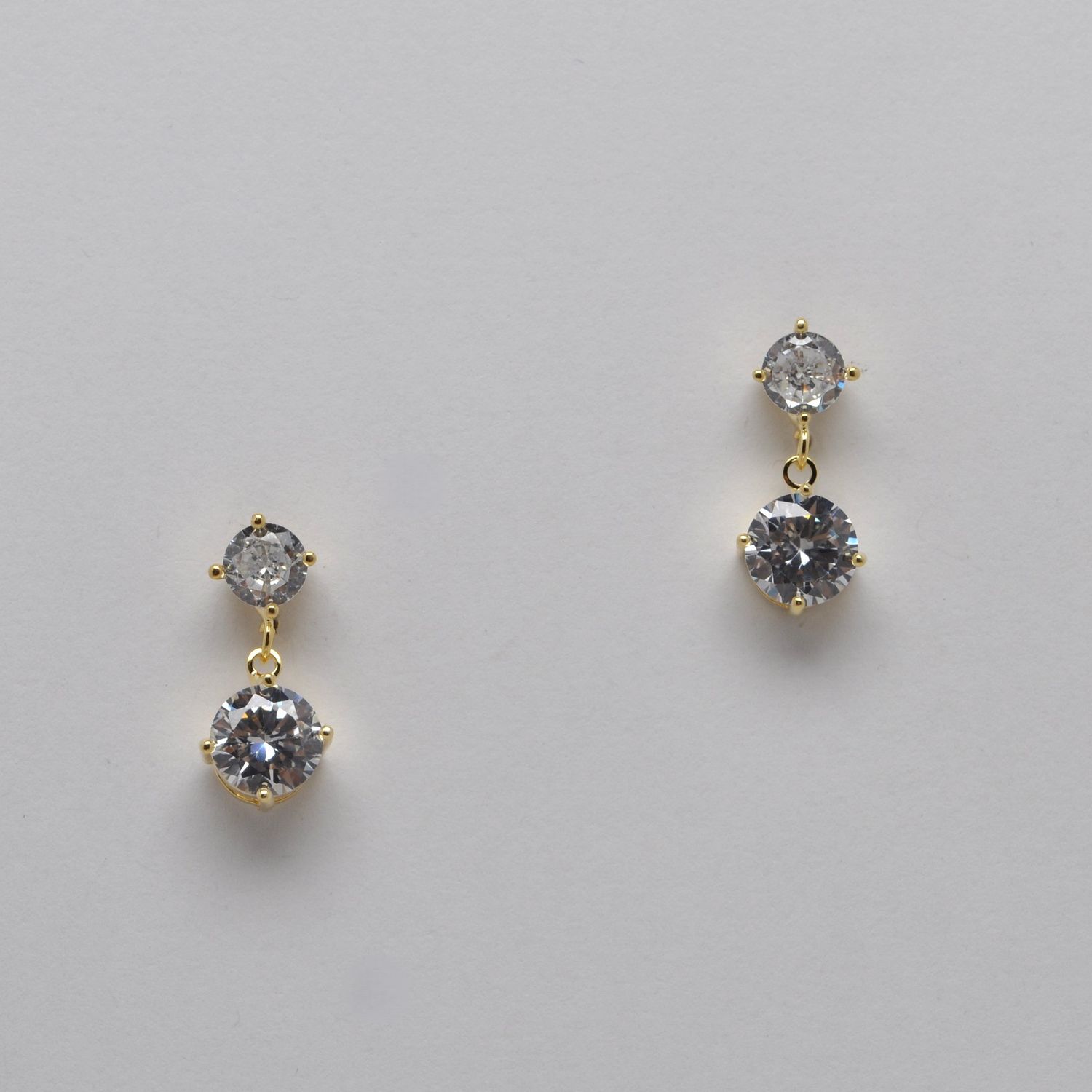 JM8426E1G CZ/G SML RND &amp; RND LNKD EAR