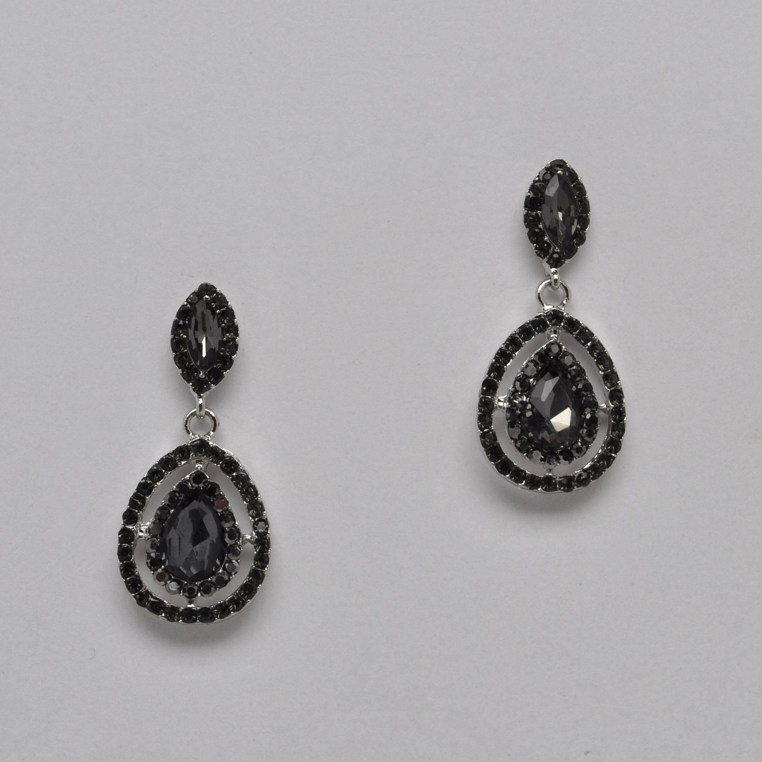 SI4852E7S  BLK/DIAM/S  DBL MARQUISE AND TRDRP DANGLE ER