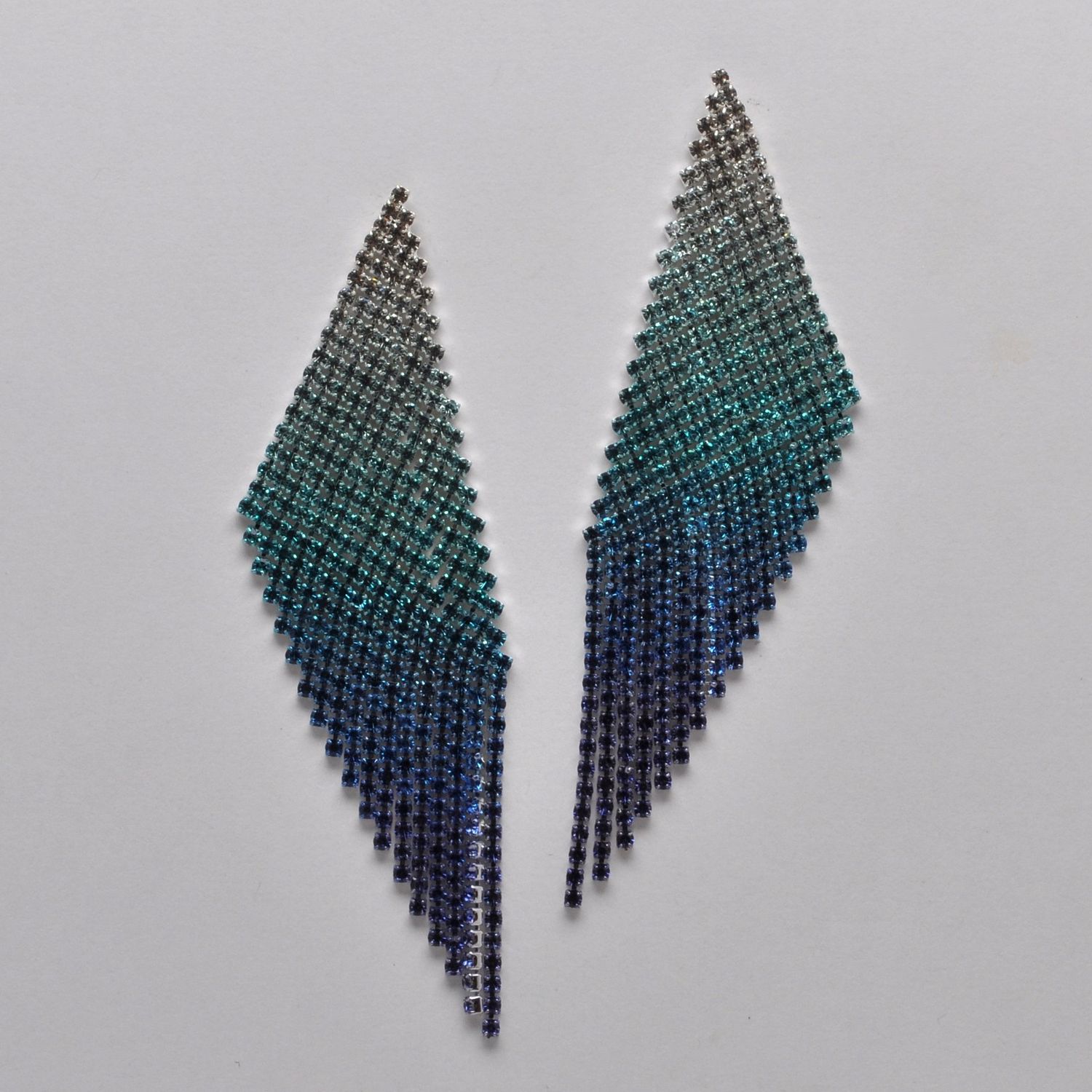 CC0005E13S12 AQ/SAPP OMBRE SML STNS TRNG SHP ER