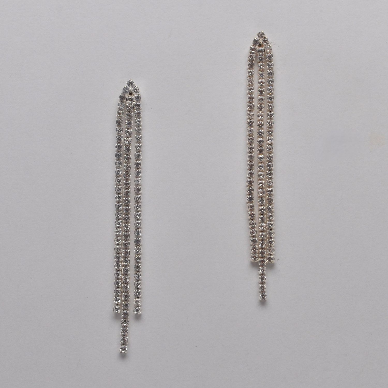 CC0030E1S CLR/S SML STN 3 ROW TASSL ER